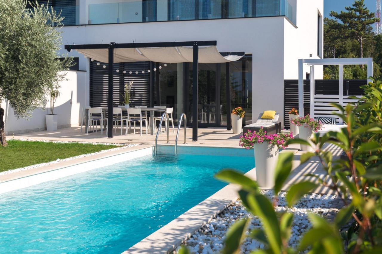 Villa Benic Crikvenica Buitenkant foto